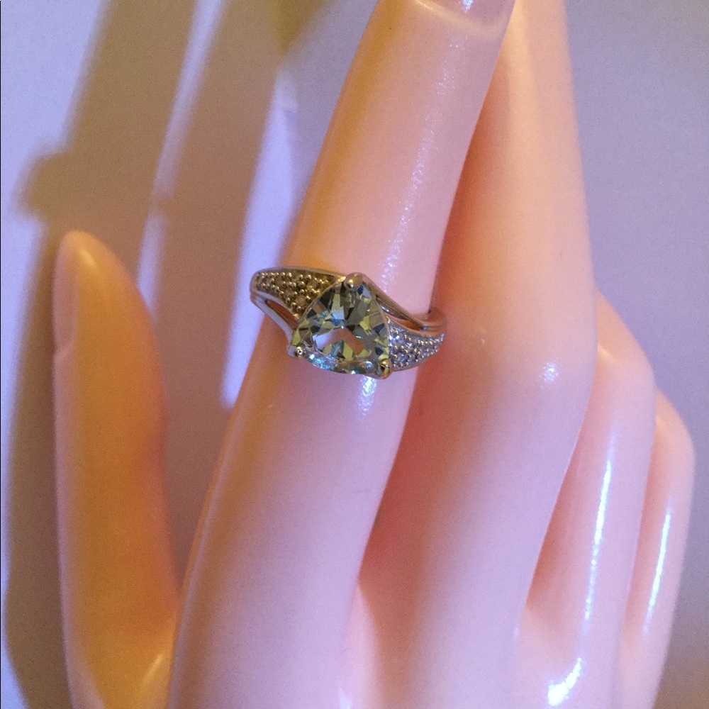 14k AQUAMARINE RING